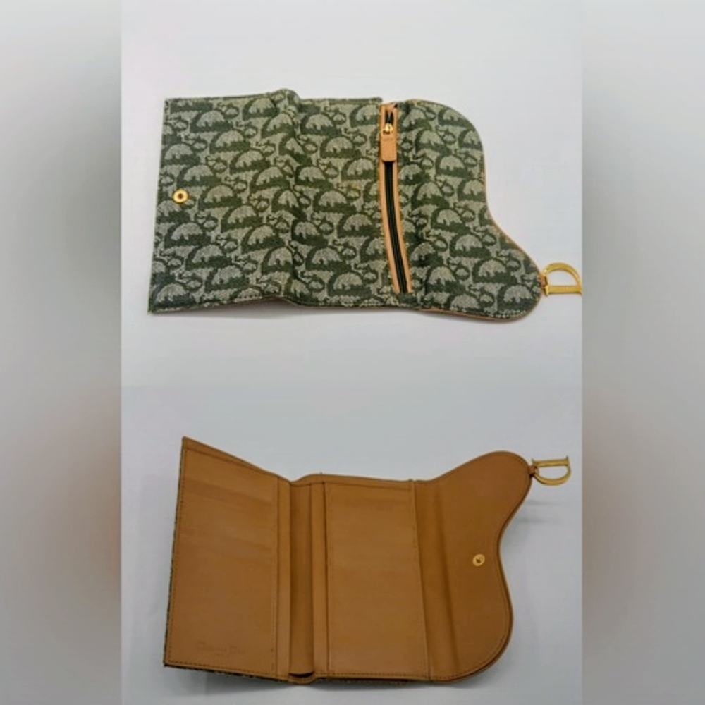 DIOR  Green Saddle Wallet - Picture 7 of 15
